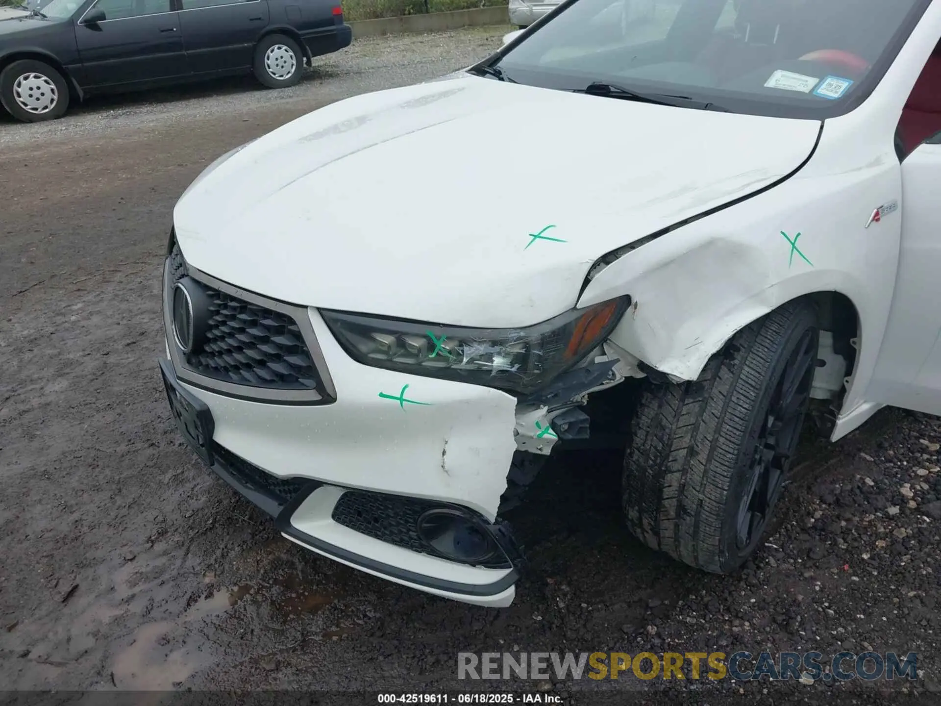 6 Photograph of a damaged car 19UUB1F60LA011710 ACURA TLX 2020