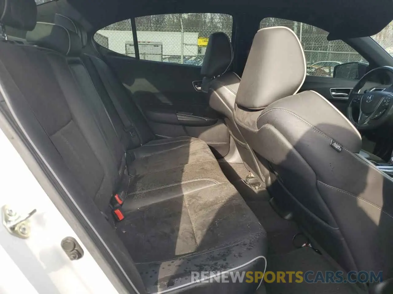 10 Photograph of a damaged car 19UUB1F62LA012955 ACURA TLX 2020