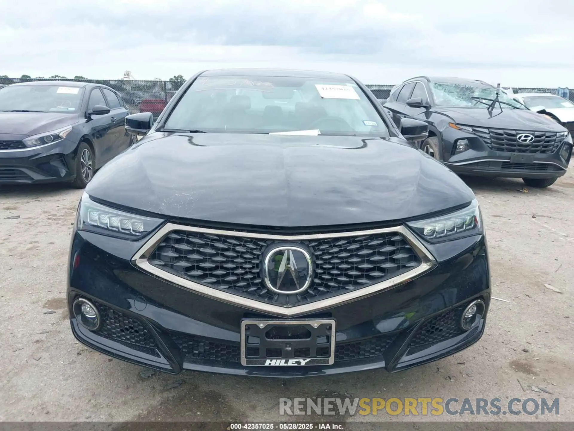 12 Photograph of a damaged car 19UUB1F64LA005943 ACURA TLX 2020