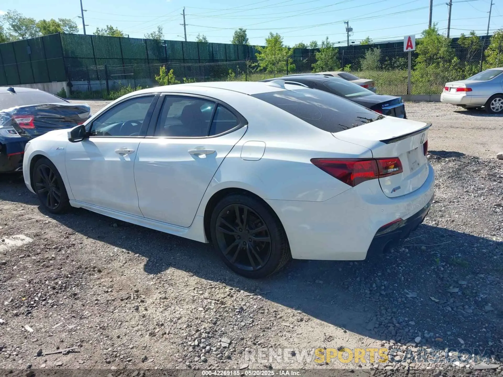 3 Photograph of a damaged car 19UUB1F64LA009815 ACURA TLX 2020