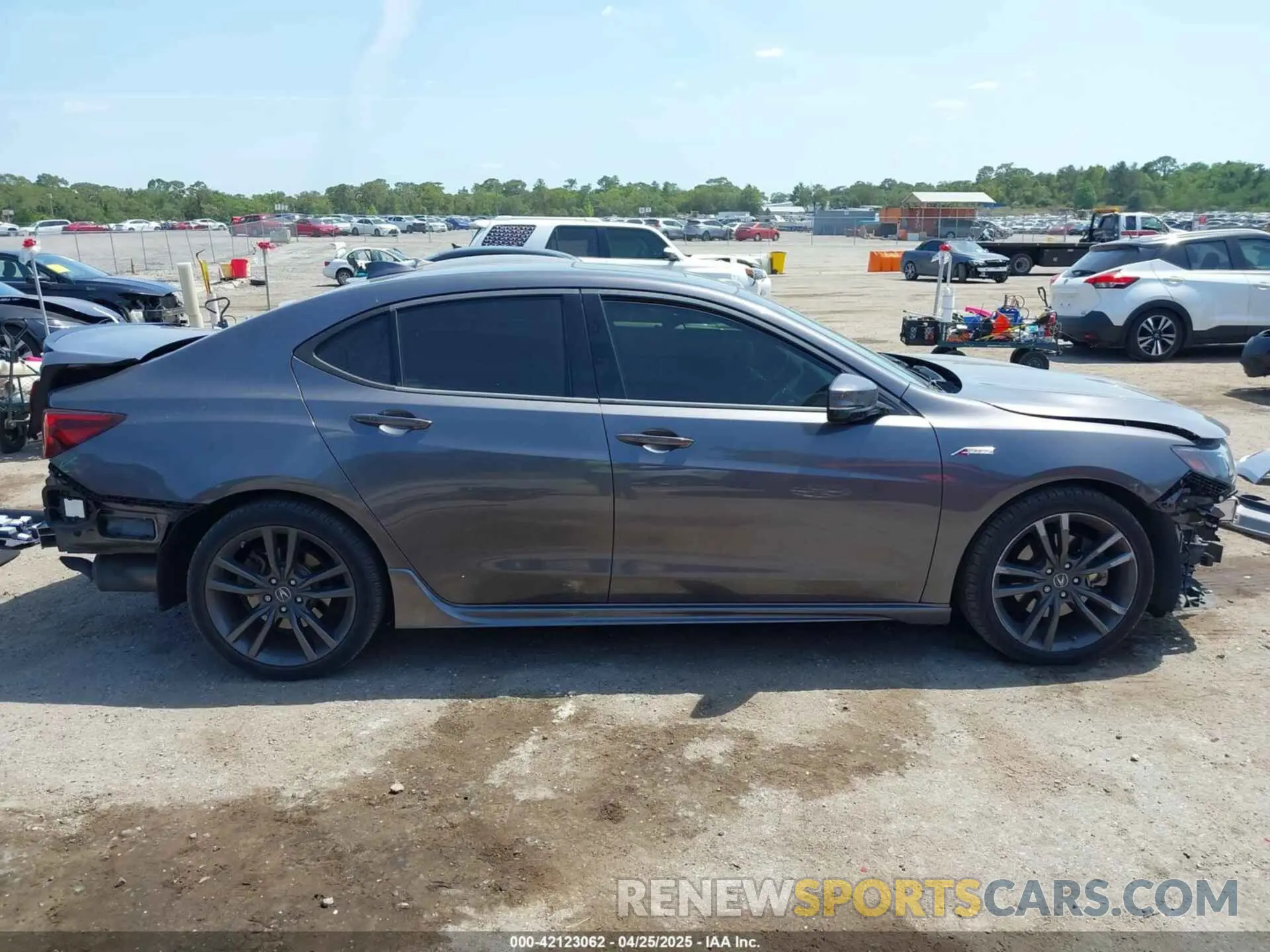 13 Photograph of a damaged car 19UUB1F66LA000520 ACURA TLX 2020
