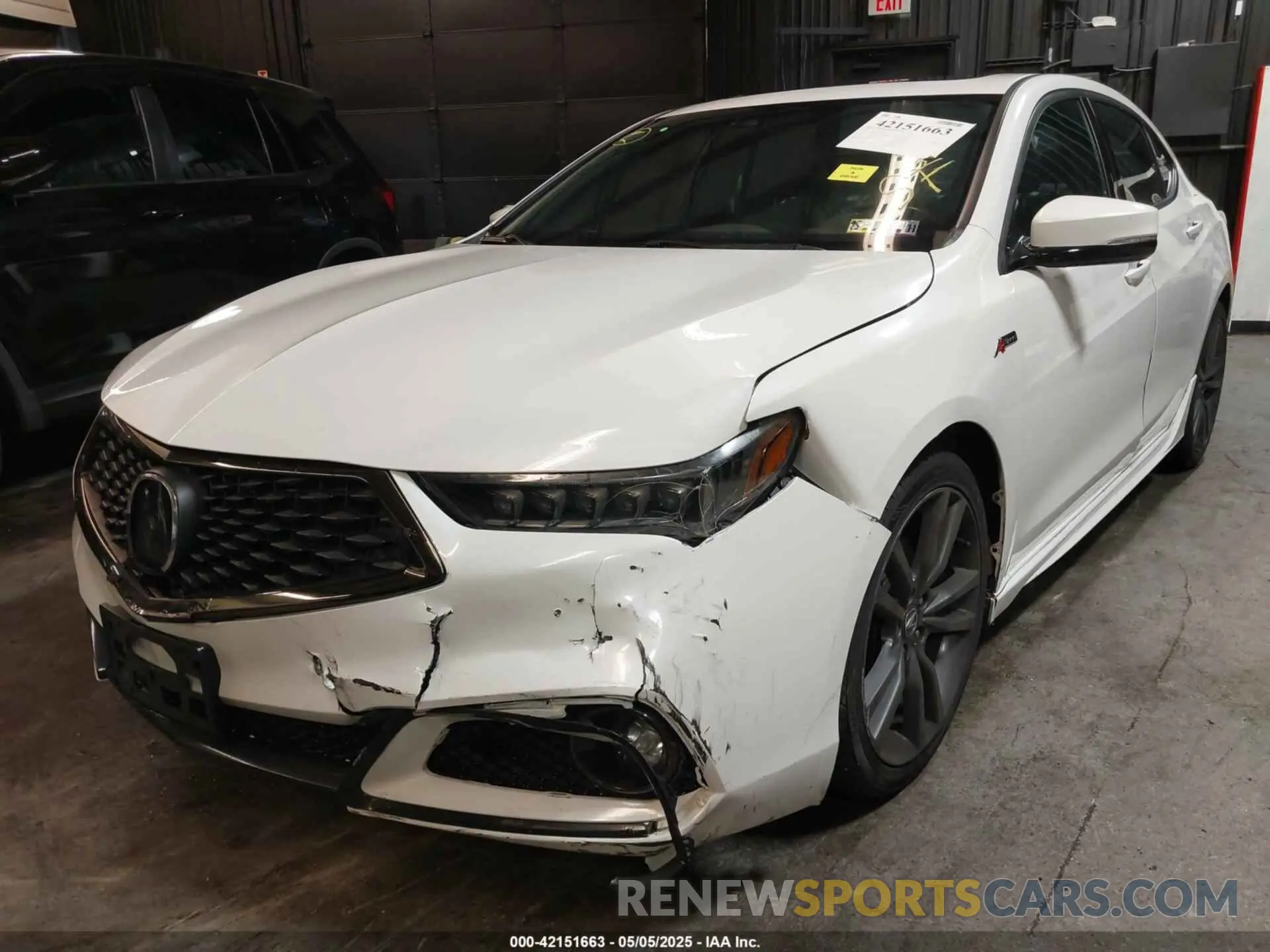 6 Photograph of a damaged car 19UUB1F66LA013039 ACURA TLX 2020