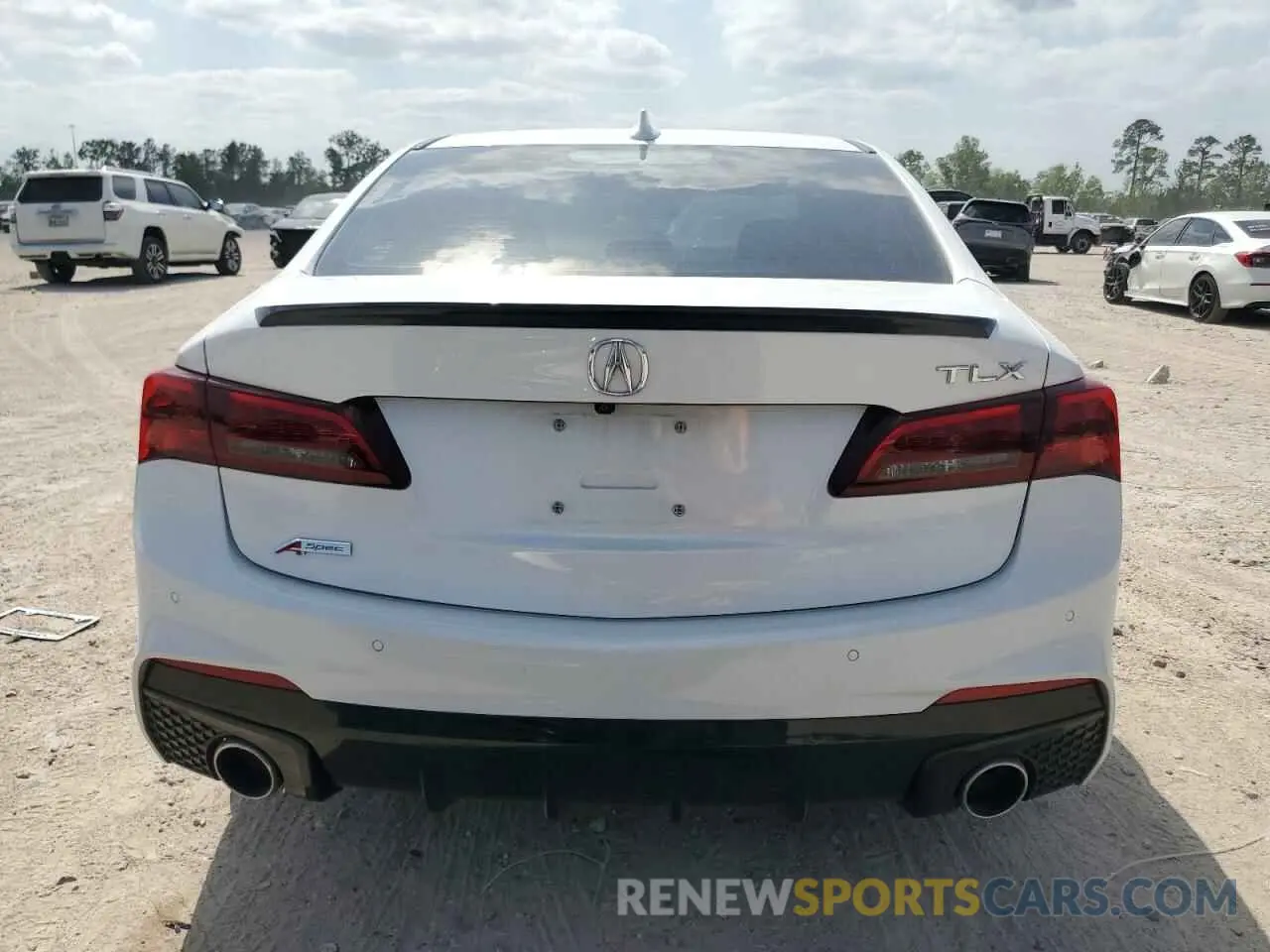 6 Photograph of a damaged car 19UUB1F69LA009373 ACURA TLX 2020