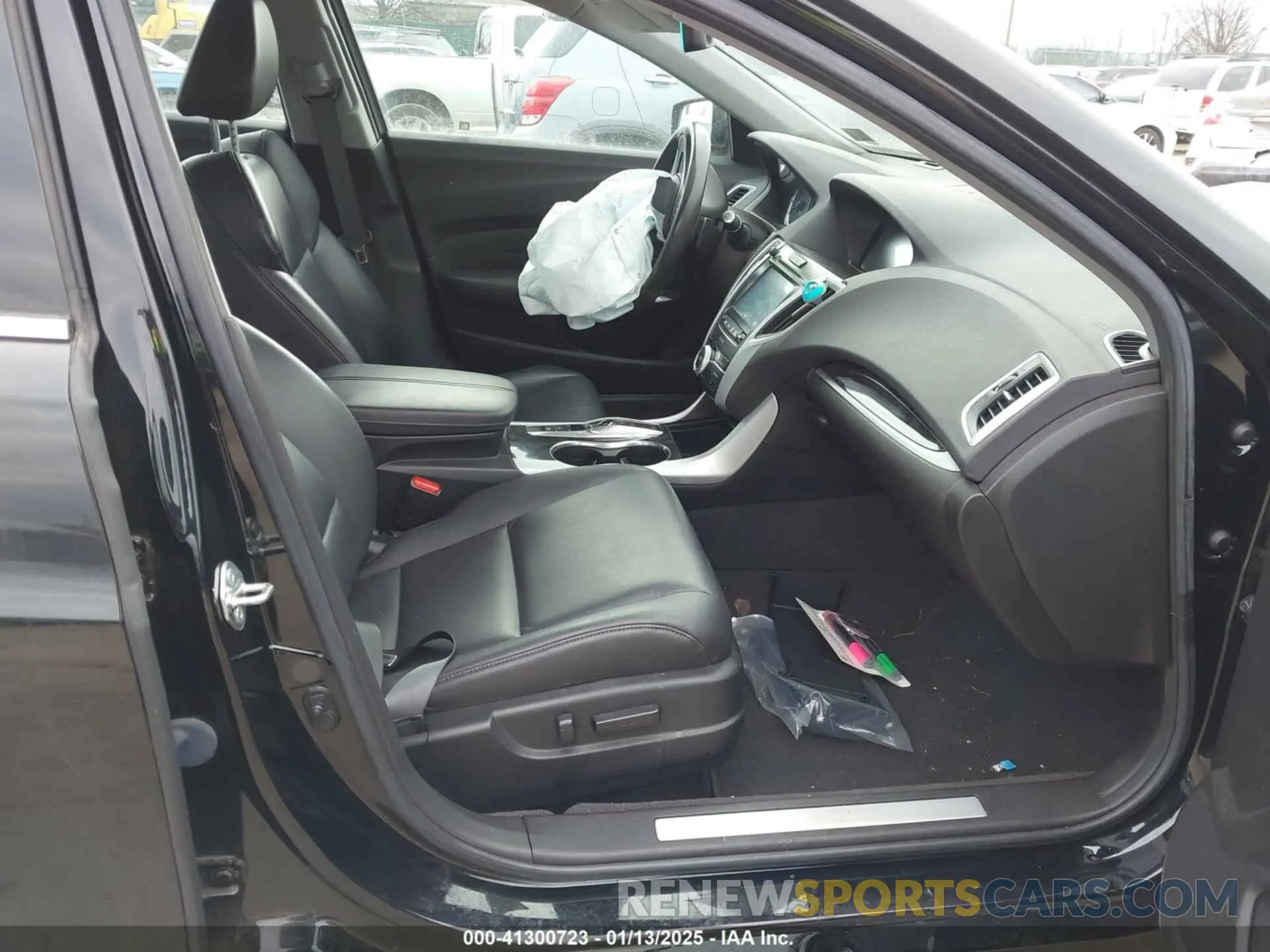 5 Photograph of a damaged car 19UUB2F30LA005627 ACURA TLX 2020