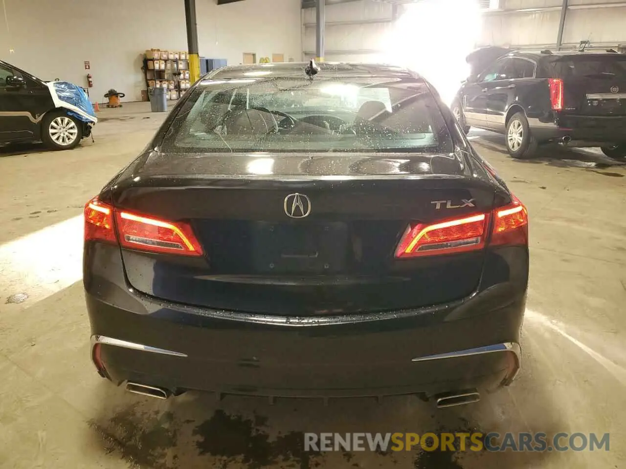 6 Photograph of a damaged car 19UUB2F34LA005629 ACURA TLX 2020