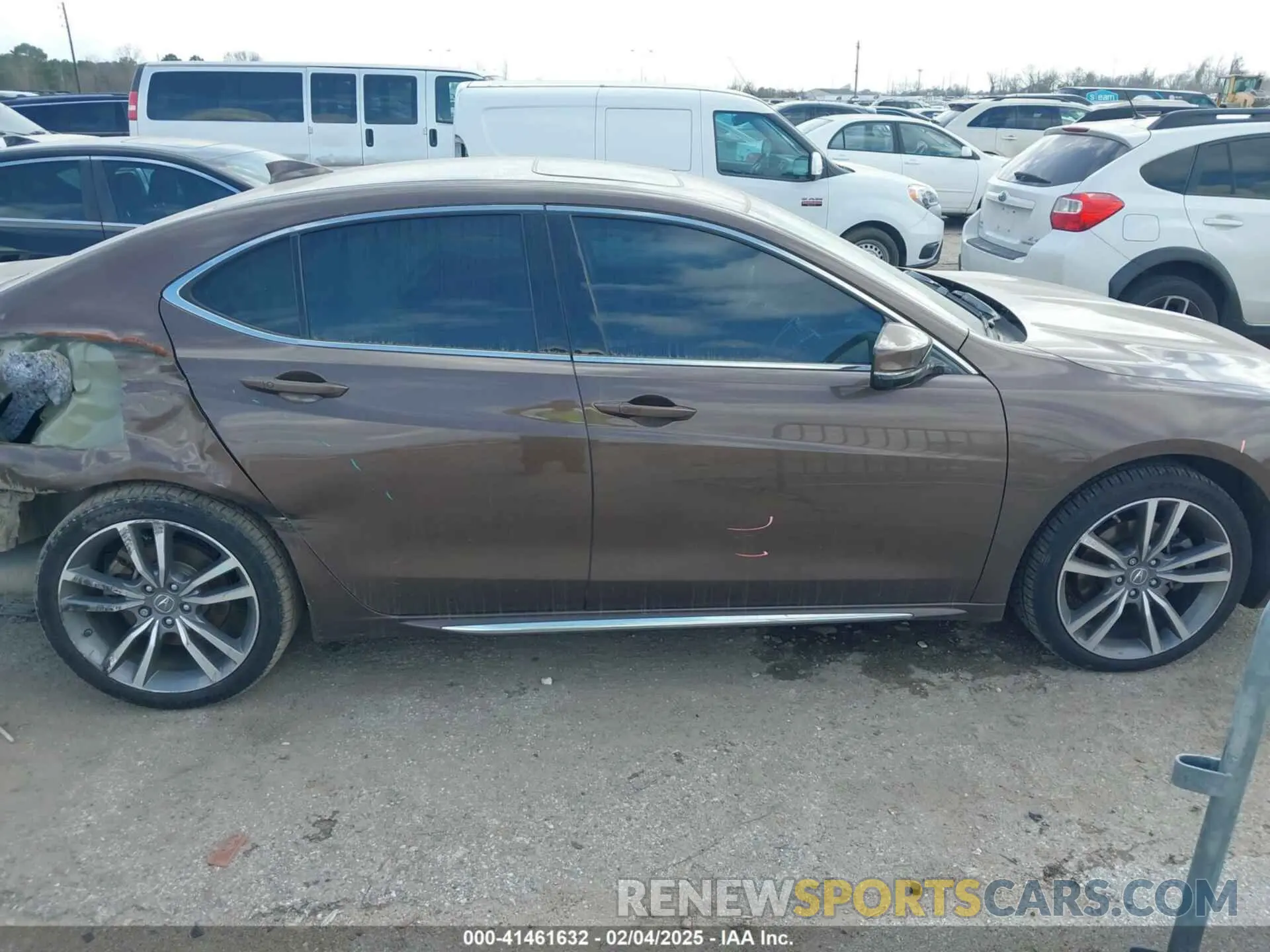 13 Photograph of a damaged car 19UUB2F40LA002820 ACURA TLX 2020
