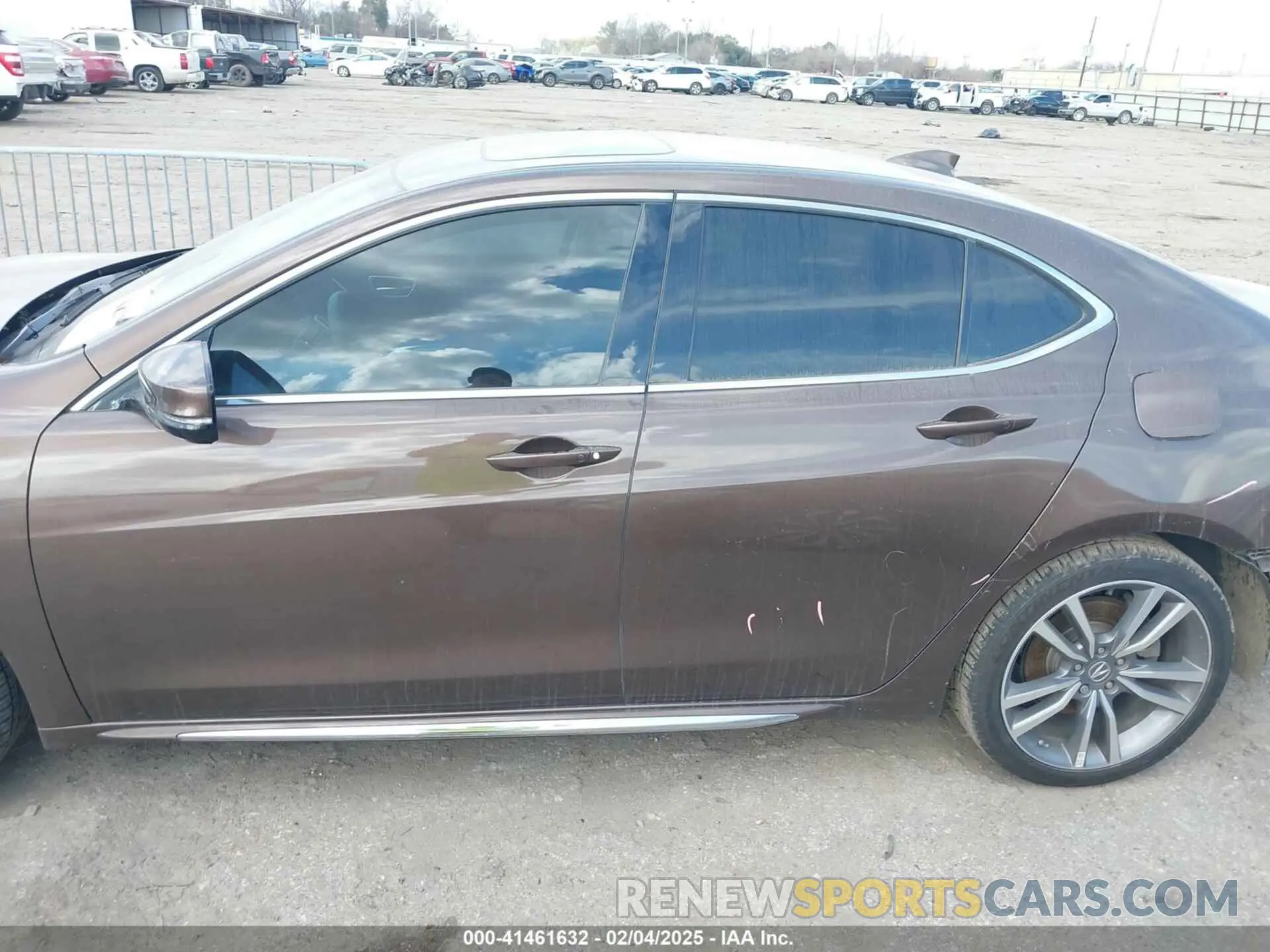 14 Photograph of a damaged car 19UUB2F40LA002820 ACURA TLX 2020