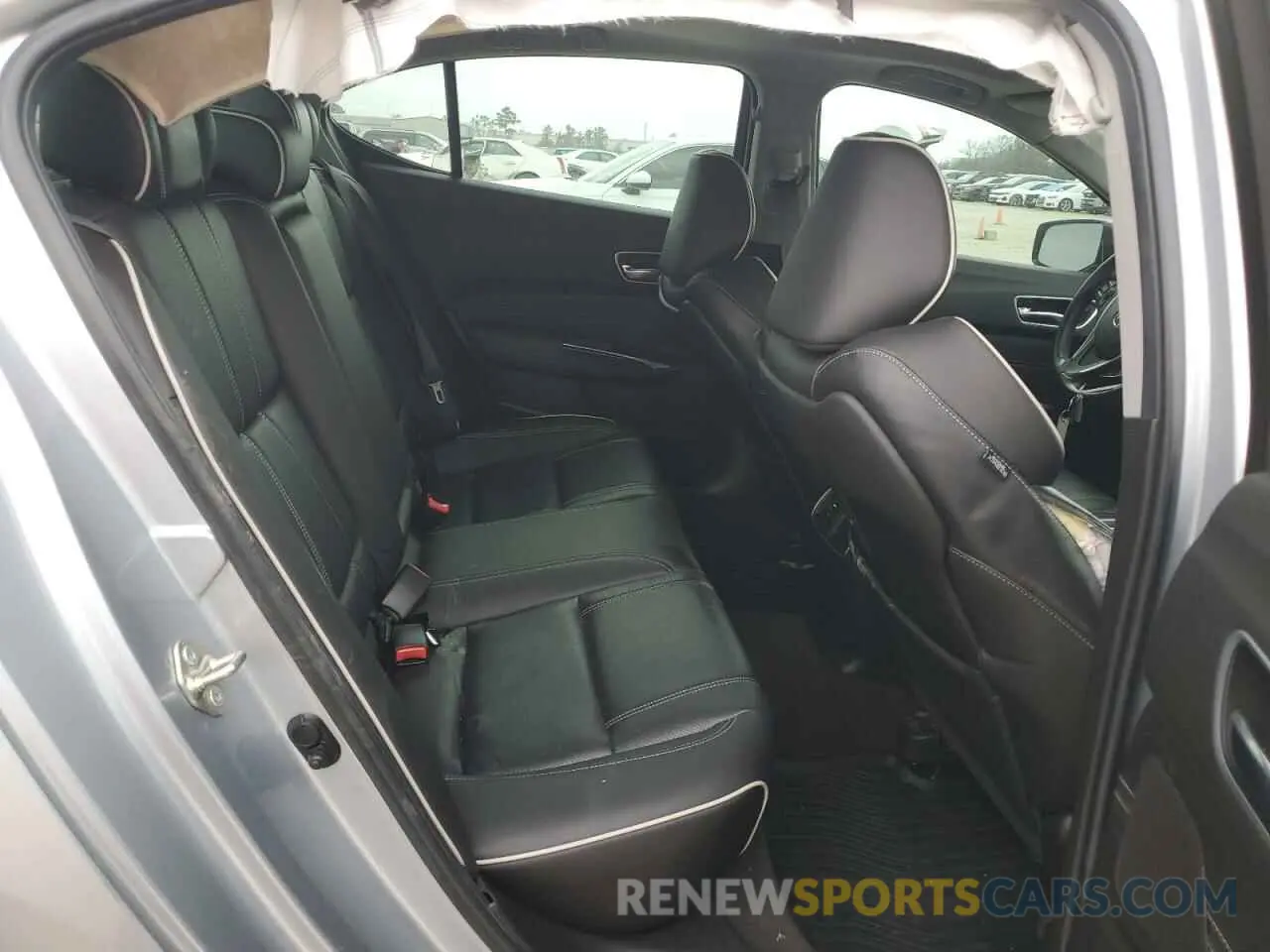 10 Photograph of a damaged car 19UUB2F43LA001421 ACURA TLX 2020