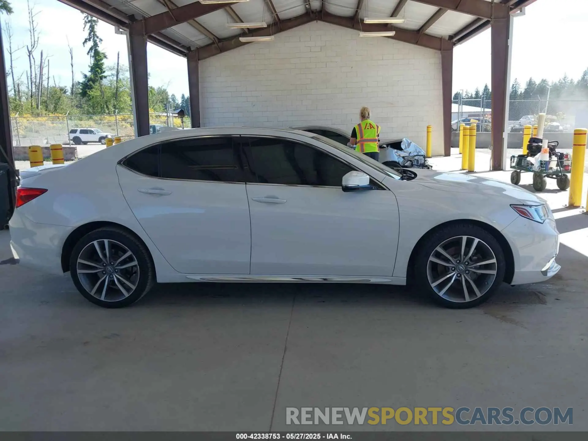 13 Photograph of a damaged car 19UUB2F45LA001274 ACURA TLX 2020