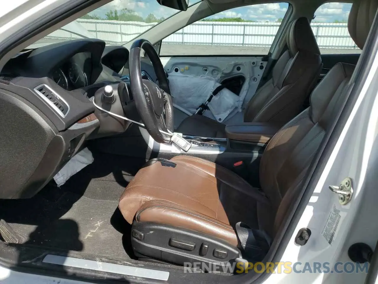 7 Photograph of a damaged car 19UUB2F45LA002554 ACURA TLX 2020