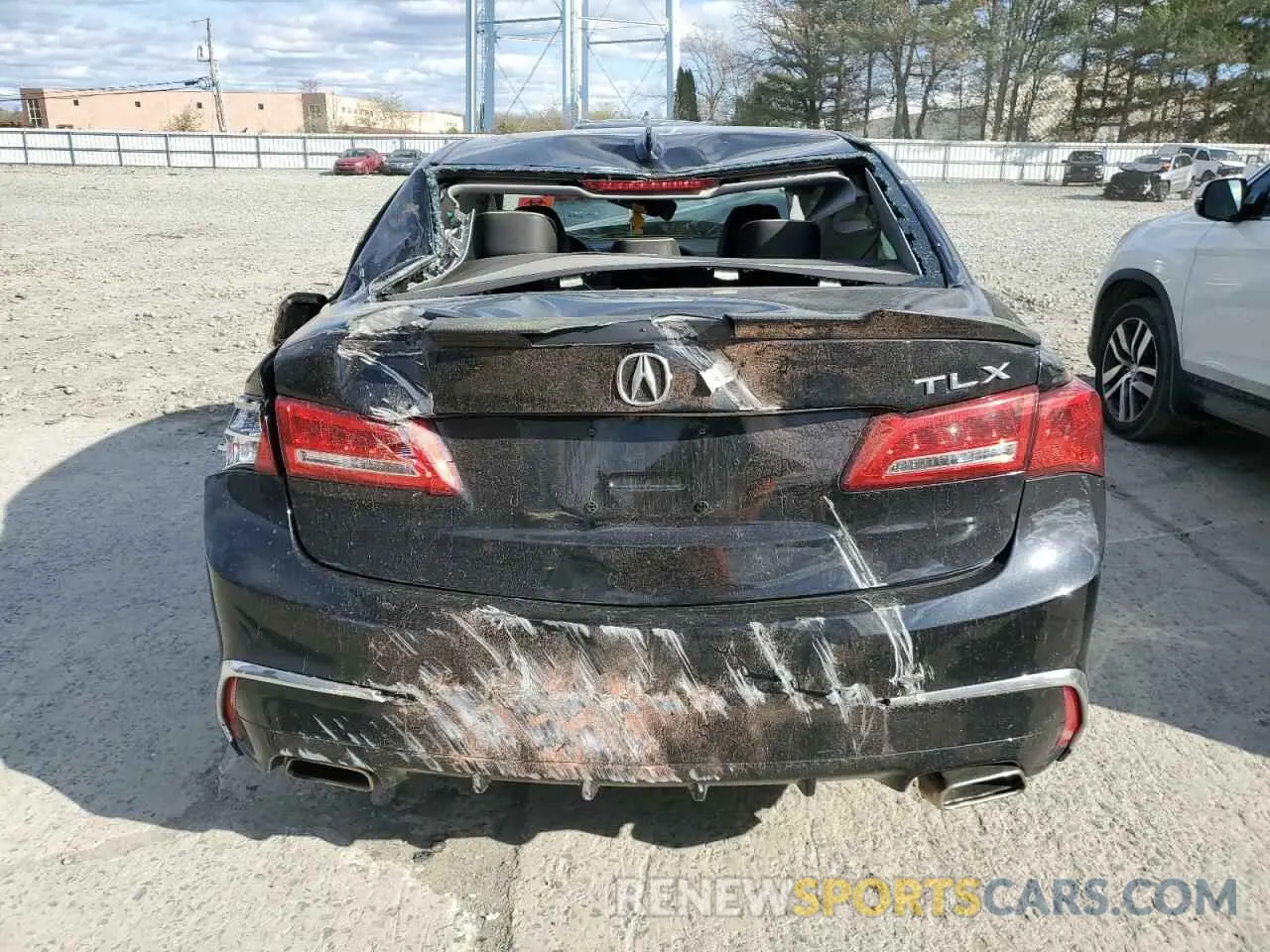 6 Photograph of a damaged car 19UUB2F47LA000479 ACURA TLX 2020