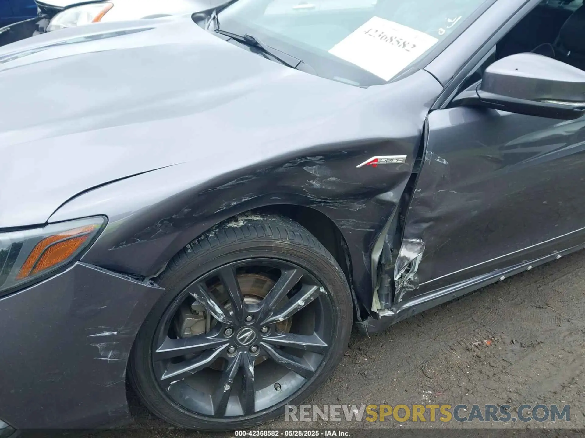 6 Photograph of a damaged car 19UUB2F64LA005351 ACURA TLX 2020