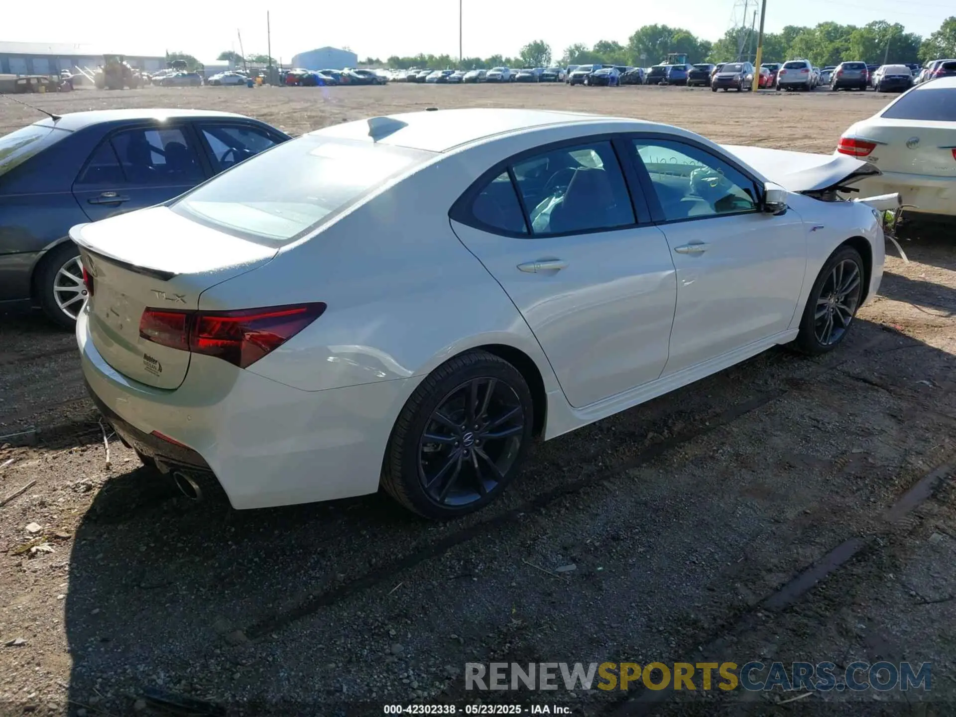 4 Photograph of a damaged car 19UUB2F66LA002614 ACURA TLX 2020