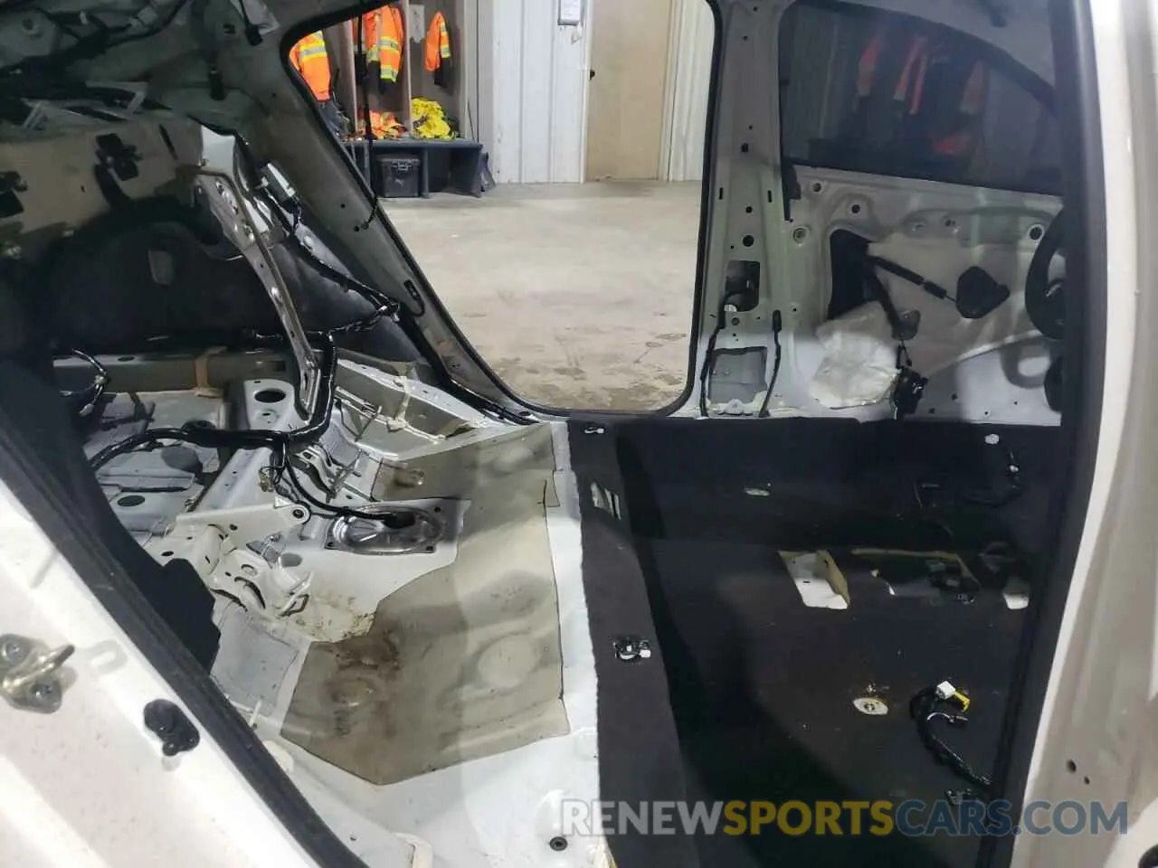 10 Photograph of a damaged car 19UUB2F68LA005790 ACURA TLX 2020