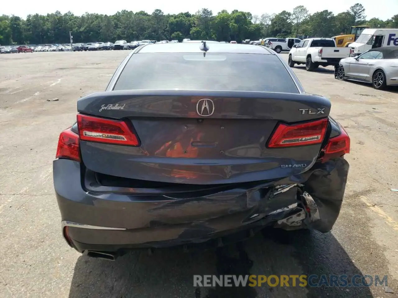 6 Photograph of a damaged car 19UUB3F40LA001110 ACURA TLX 2020