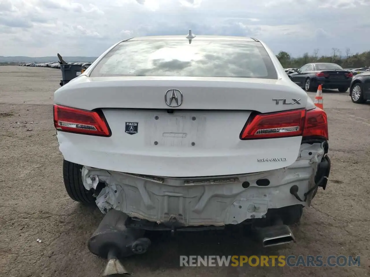 6 Photograph of a damaged car 19UUB3F42LA000508 ACURA TLX 2020
