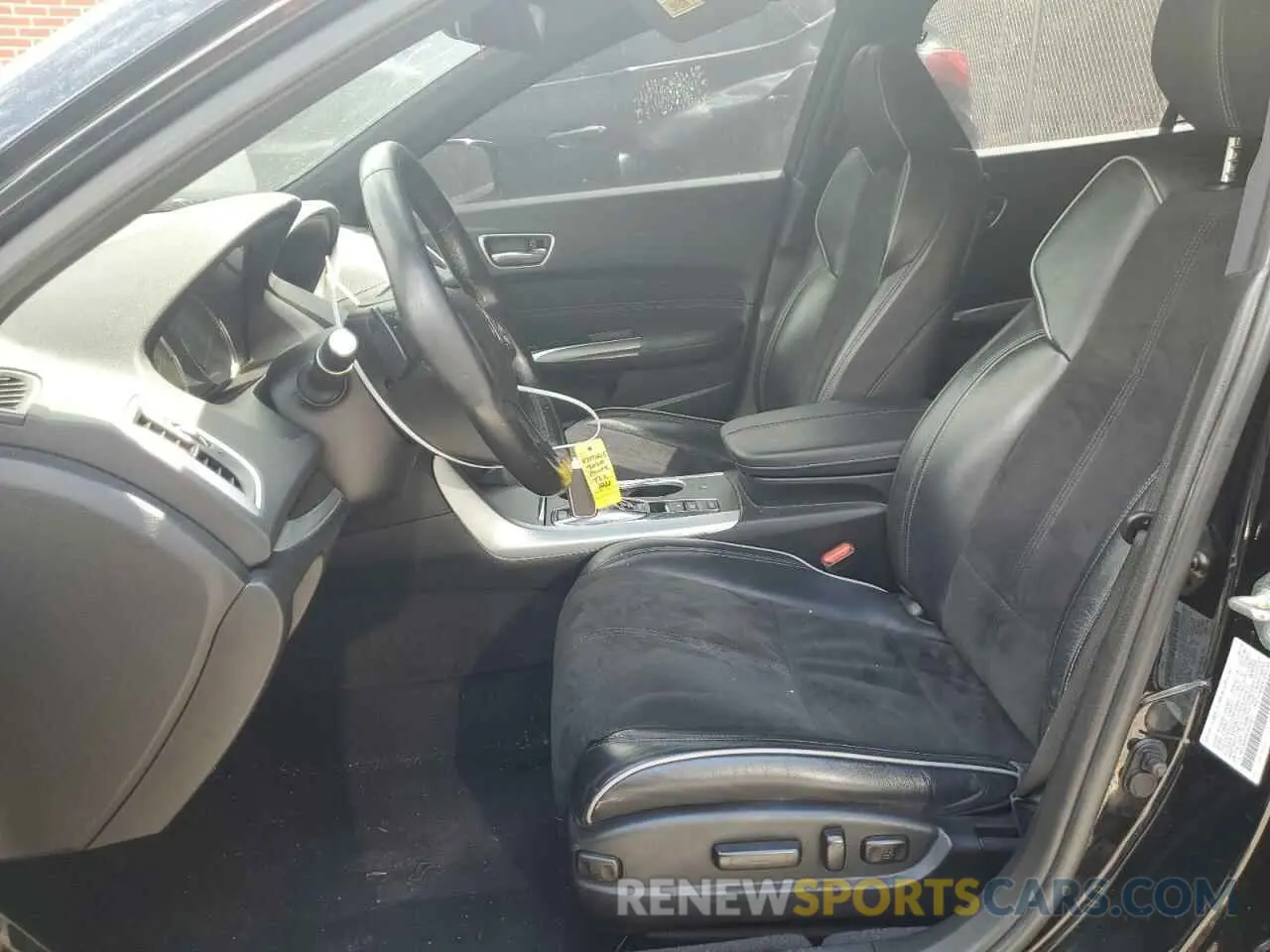 7 Photograph of a damaged car 19UUB3F64LA001421 ACURA TLX 2020