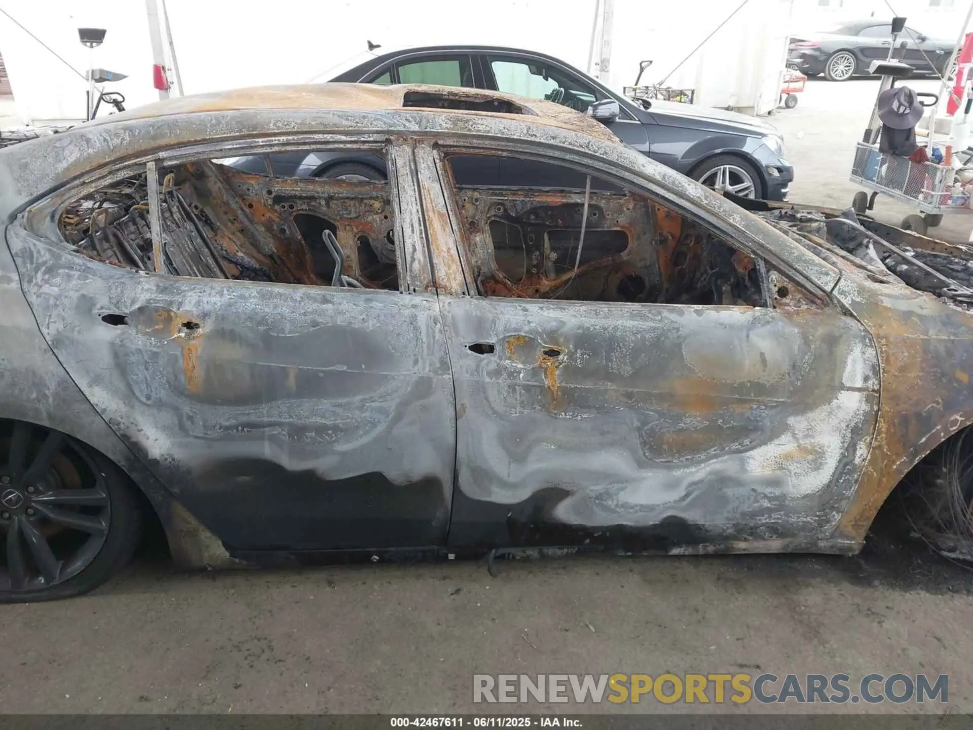 13 Photograph of a damaged car 19UUB3F67LA002143 ACURA TLX 2020