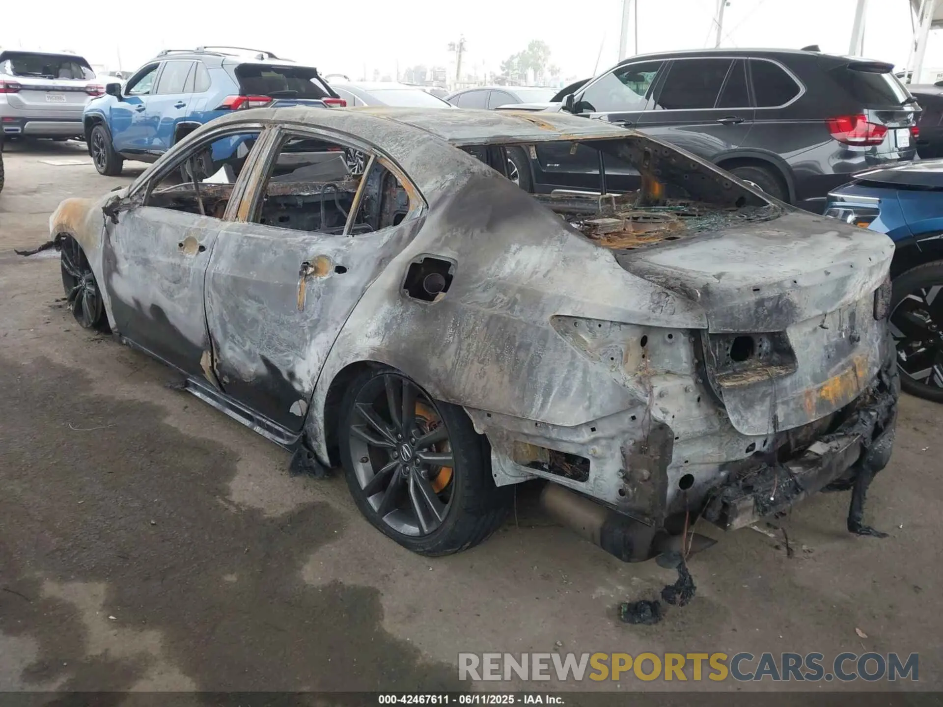 3 Photograph of a damaged car 19UUB3F67LA002143 ACURA TLX 2020