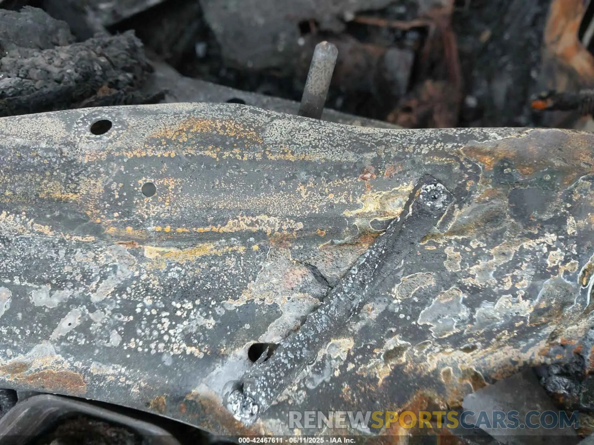 9 Photograph of a damaged car 19UUB3F67LA002143 ACURA TLX 2020