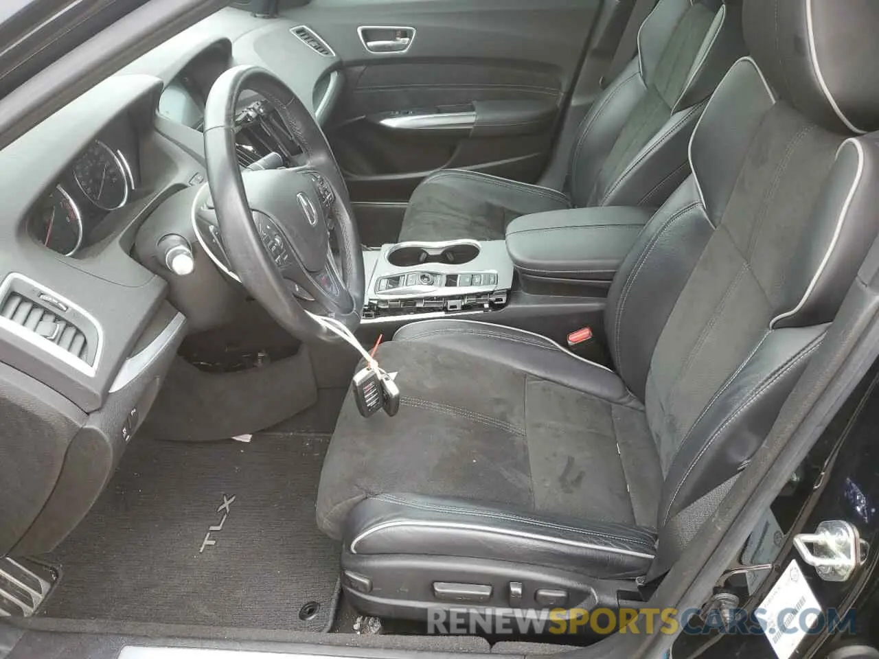 7 Photograph of a damaged car 19UUB3F88LA801818 ACURA TLX 2020