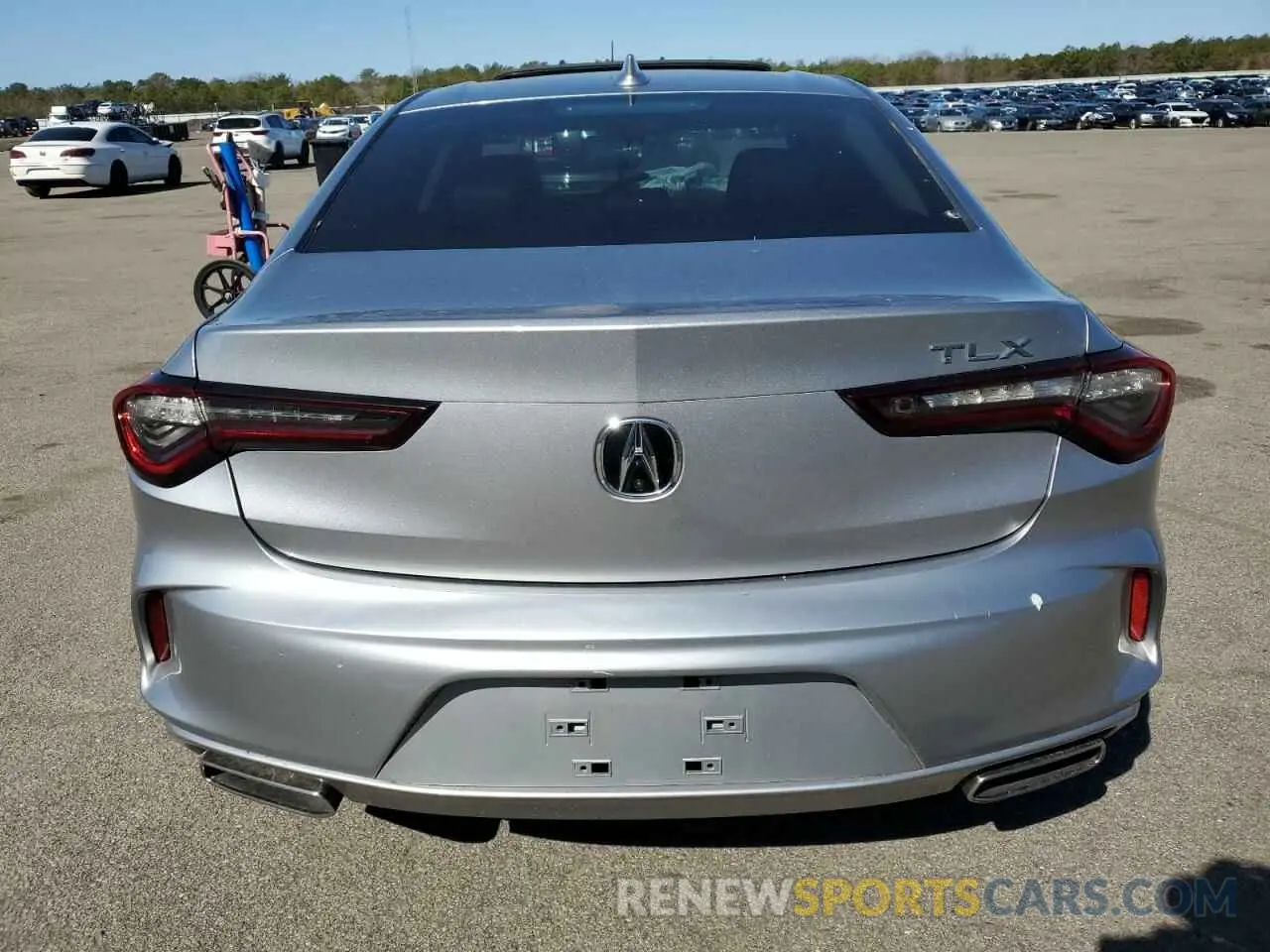 6 Photograph of a damaged car 19UUB5F30MA003198 ACURA TLX 2021