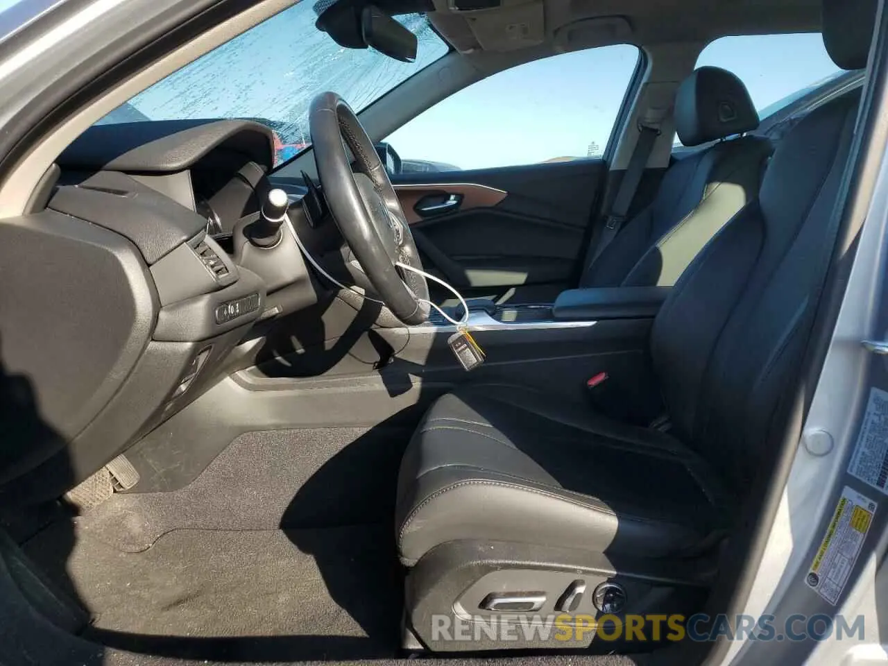 7 Photograph of a damaged car 19UUB5F31MA011939 ACURA TLX 2021