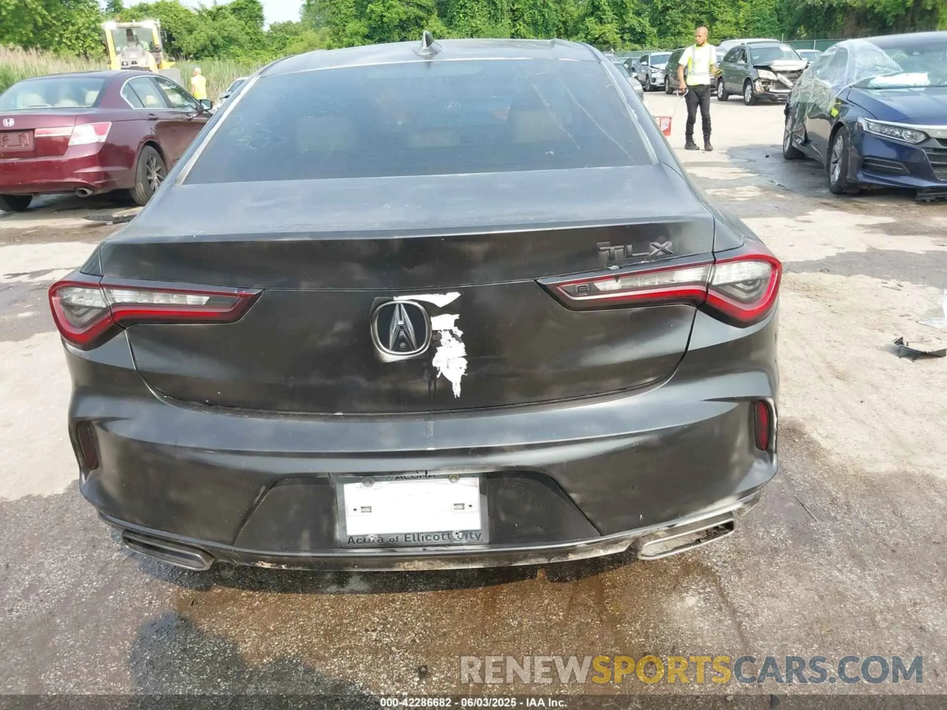 15 Photograph of a damaged car 19UUB5F36MA000807 ACURA TLX 2021