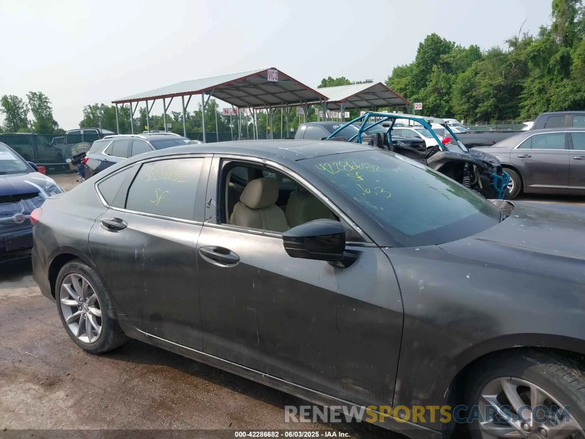 6 Photograph of a damaged car 19UUB5F36MA000807 ACURA TLX 2021