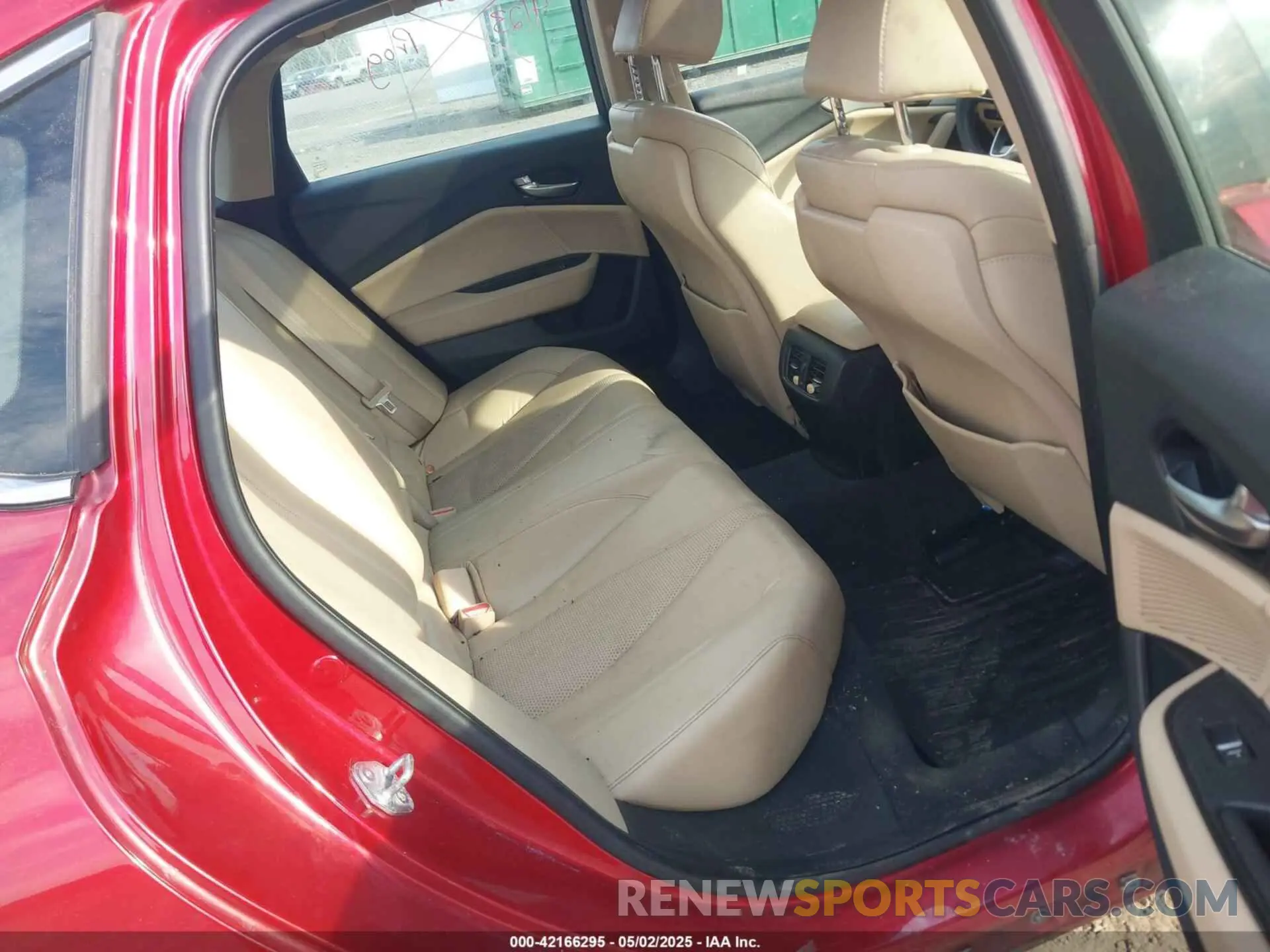 8 Photograph of a damaged car 19UUB5F44MA012074 ACURA TLX 2021