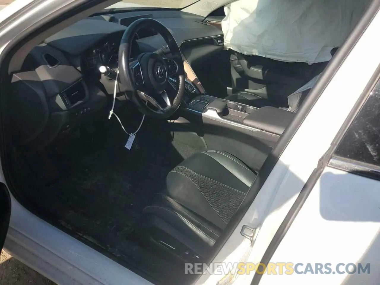 7 Photograph of a damaged car 19UUB5F45MA001956 ACURA TLX 2021