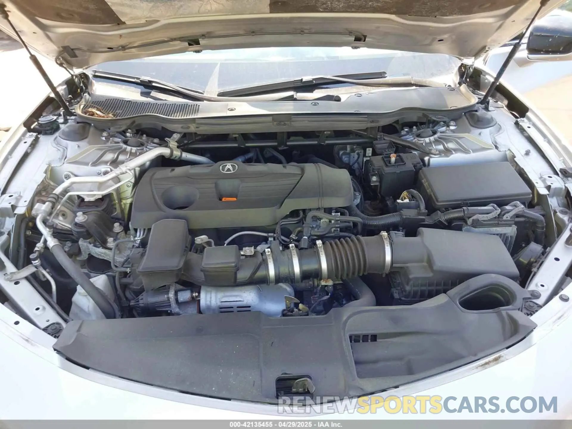 10 Photograph of a damaged car 19UUB5F48MA007055 ACURA TLX 2021
