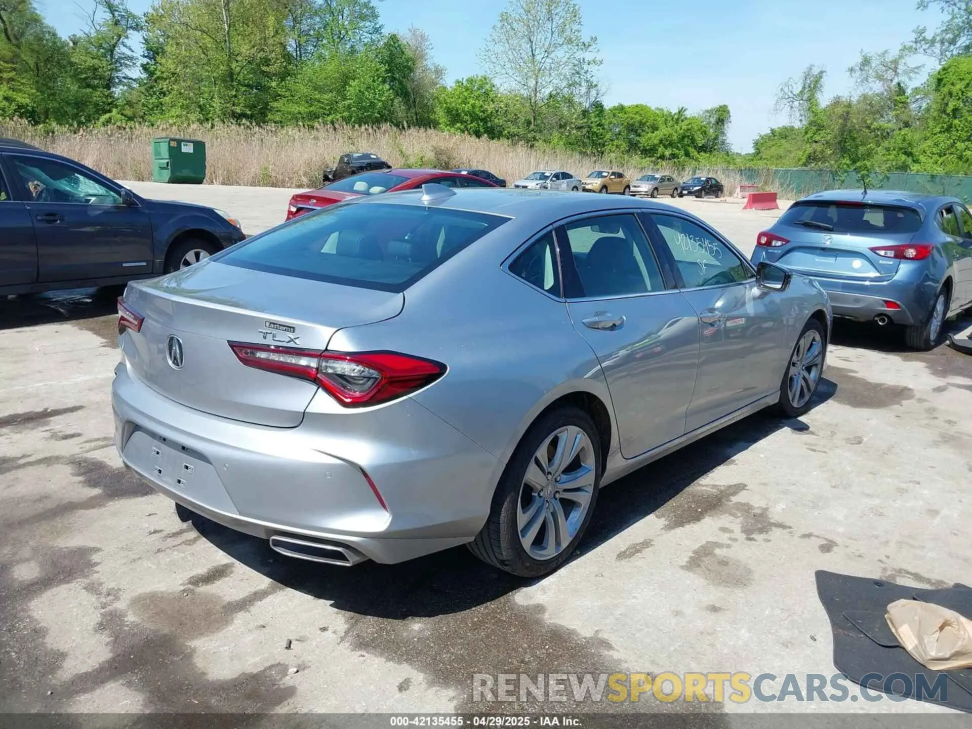 4 Photograph of a damaged car 19UUB5F48MA007055 ACURA TLX 2021