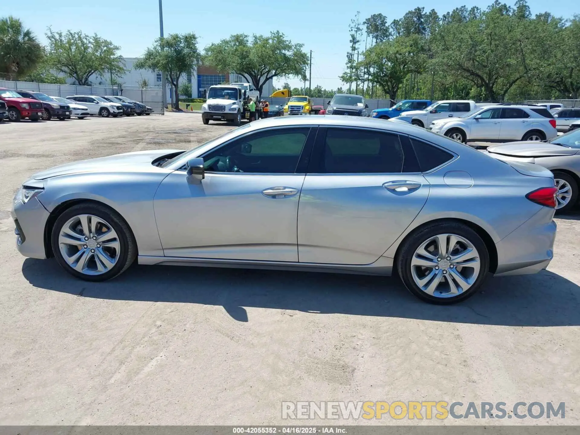 14 Photograph of a damaged car 19UUB5F4XMA009079 ACURA TLX 2021