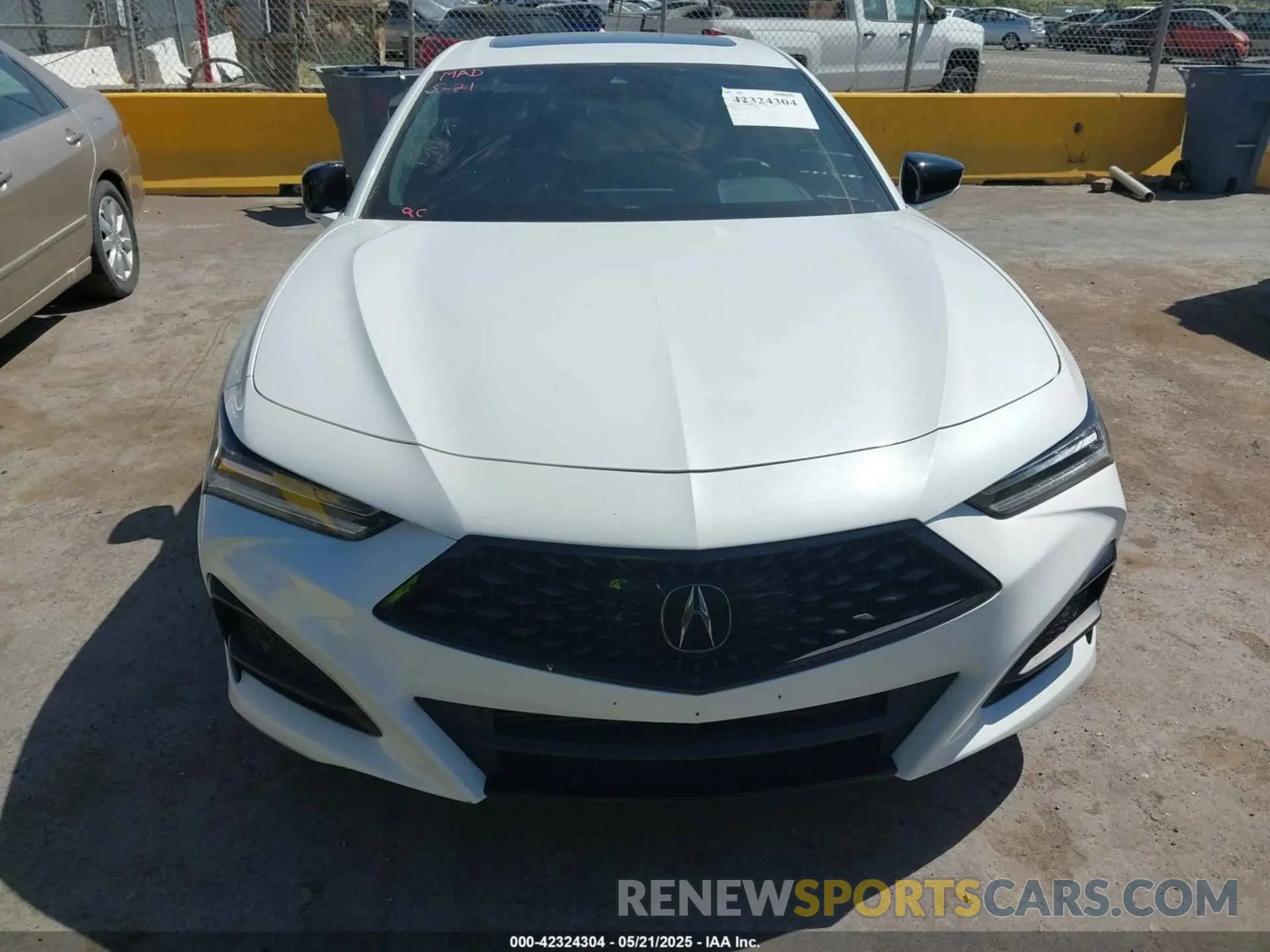 11 Photograph of a damaged car 19UUB5F51MA006774 ACURA TLX 2021
