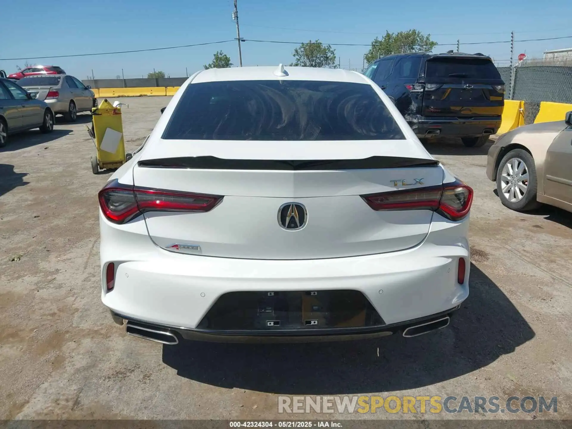 15 Photograph of a damaged car 19UUB5F51MA006774 ACURA TLX 2021