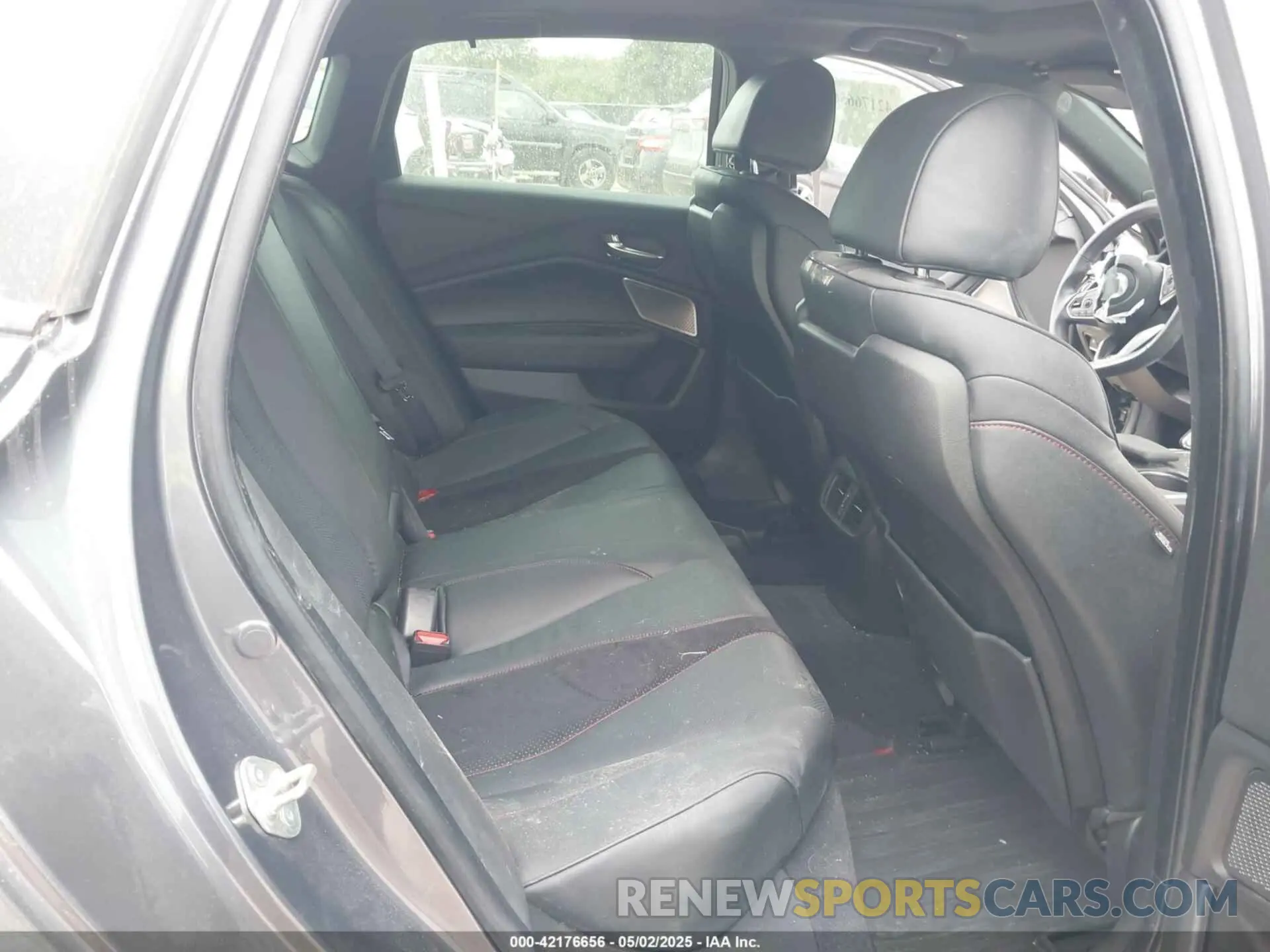 8 Photograph of a damaged car 19UUB5F53MA001253 ACURA TLX 2021