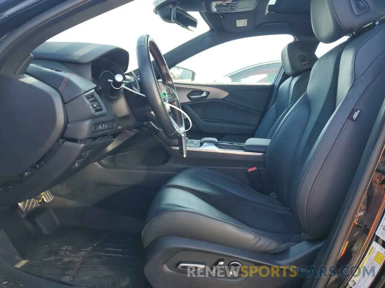 7 Photograph of a damaged car 19UUB5F54MA001116 ACURA TLX 2021