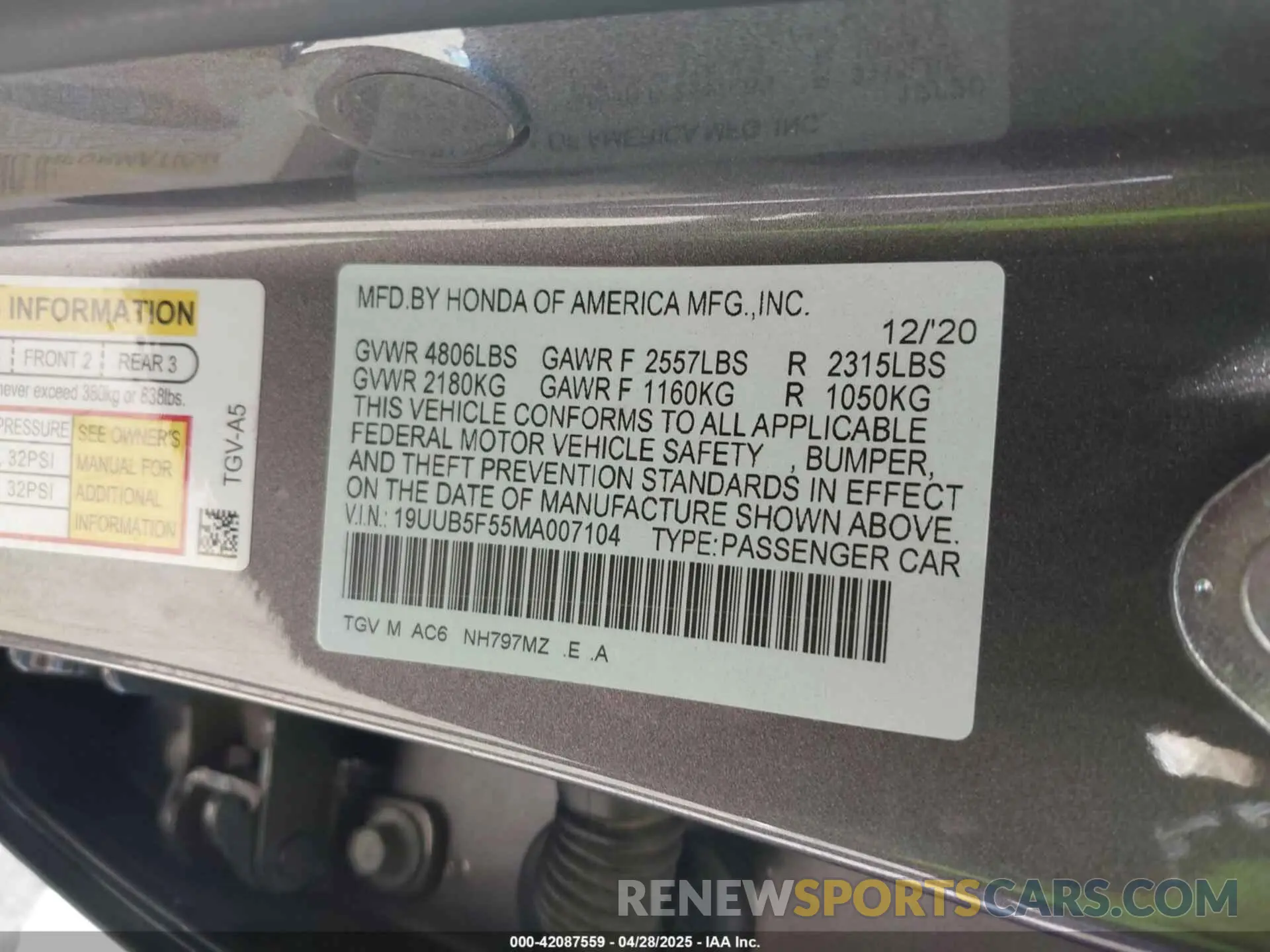 9 Photograph of a damaged car 19UUB5F55MA007104 ACURA TLX 2021