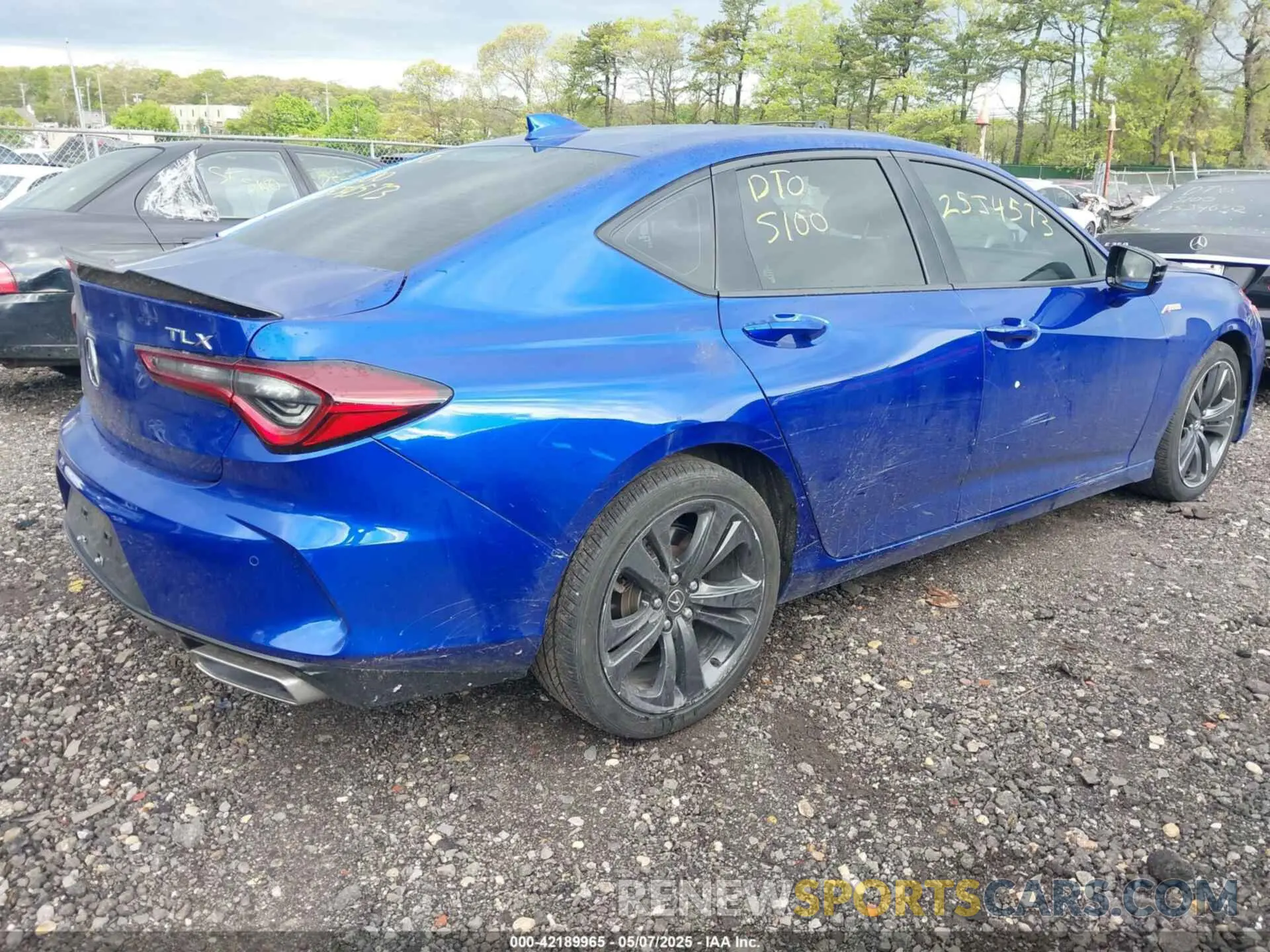 4 Photograph of a damaged car 19UUB5F56MA012974 ACURA TLX 2021
