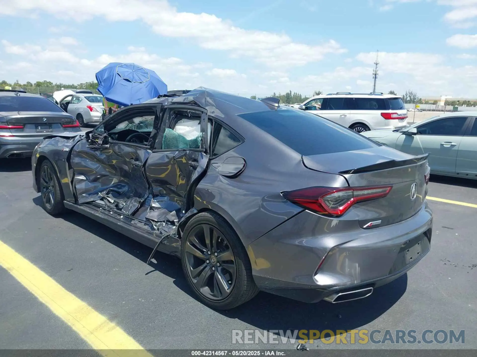 3 Photograph of a damaged car 19UUB5F58MA008036 ACURA TLX 2021