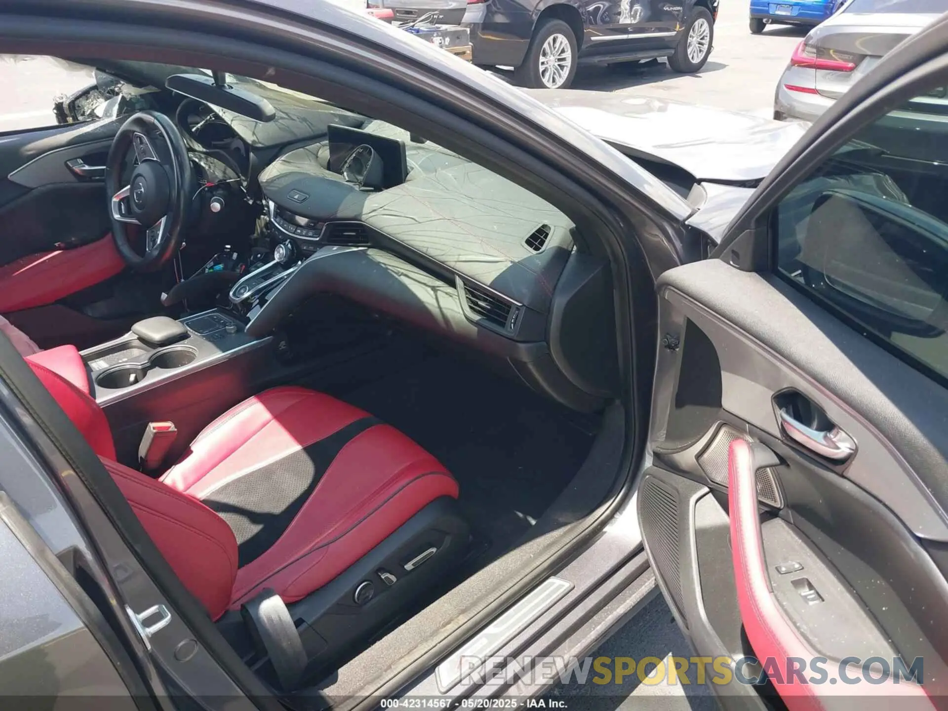 5 Photograph of a damaged car 19UUB5F58MA008036 ACURA TLX 2021