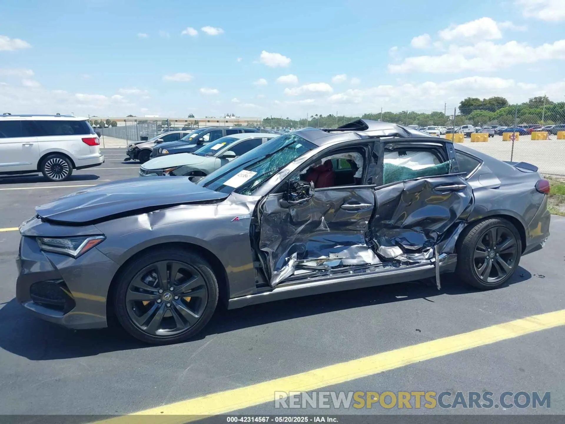 6 Photograph of a damaged car 19UUB5F58MA008036 ACURA TLX 2021