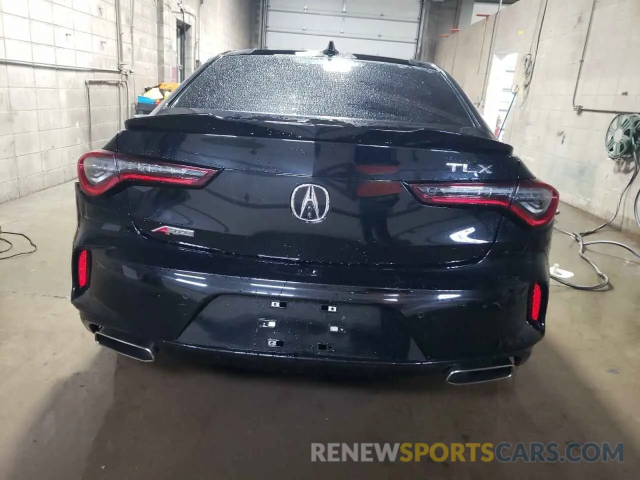 6 Photograph of a damaged car 19UUB5F59MA000110 ACURA TLX 2021