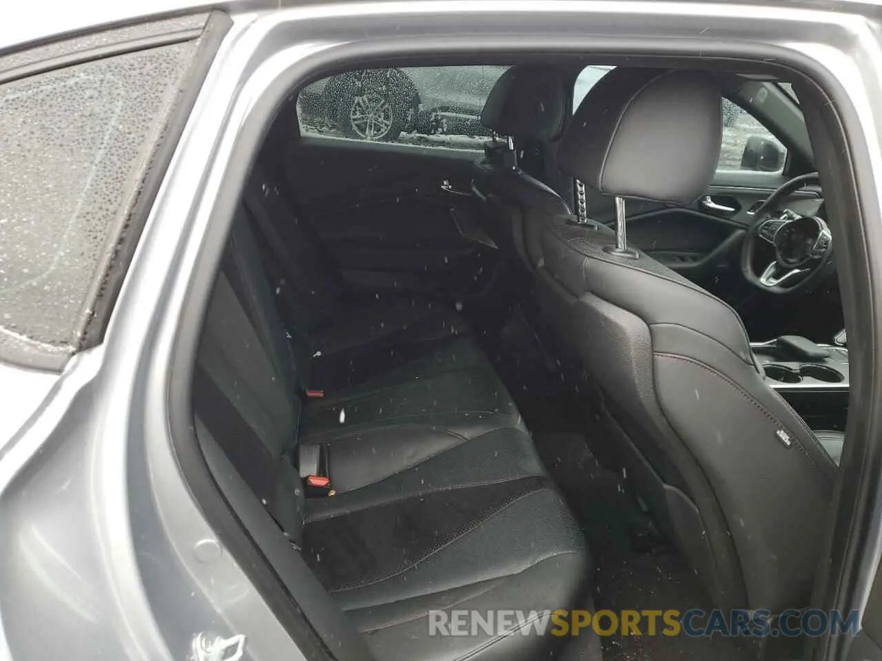 10 Photograph of a damaged car 19UUB5F59MA004819 ACURA TLX 2021