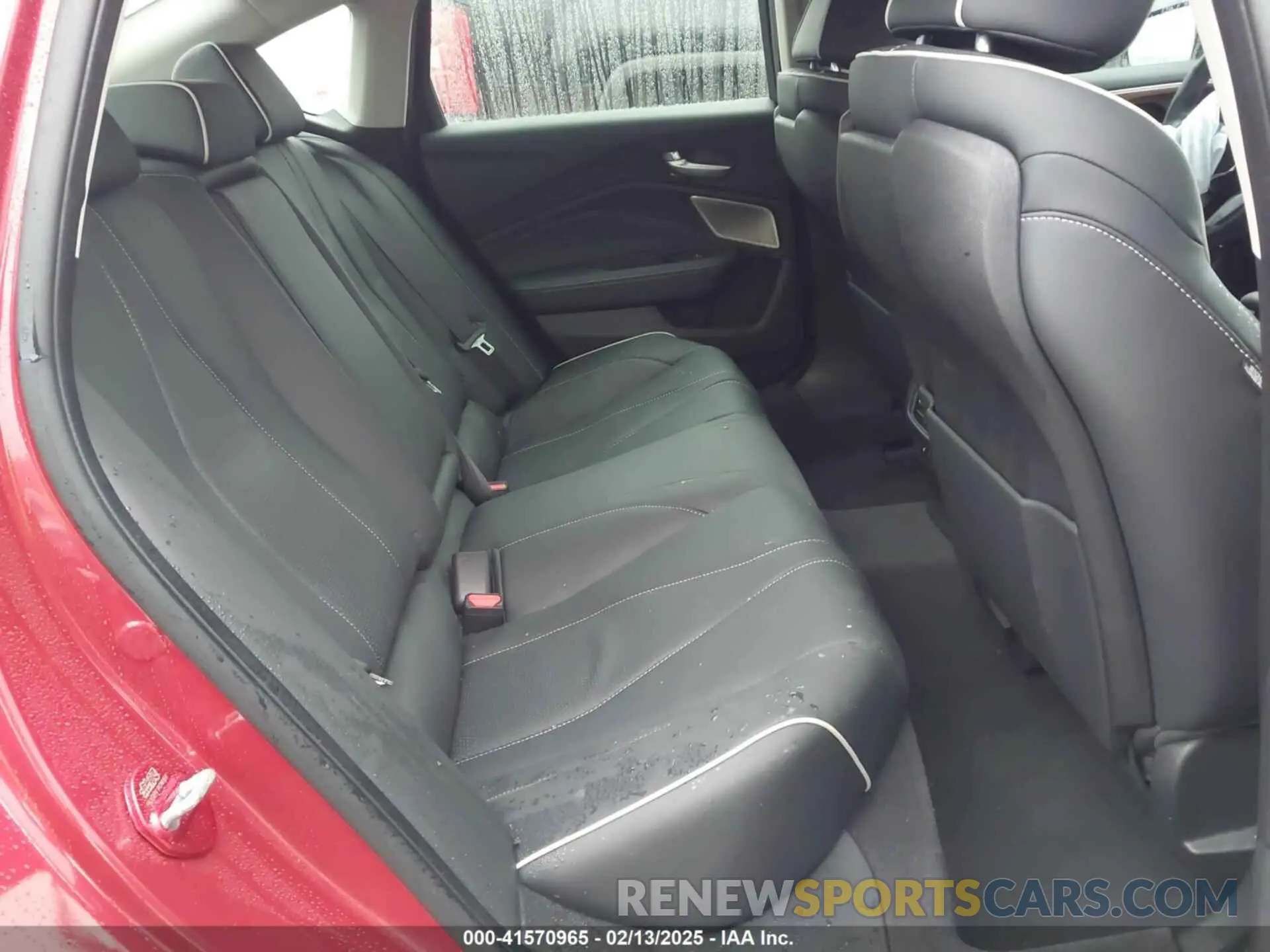 8 Photograph of a damaged car 19UUB5F66MA011980 ACURA TLX 2021