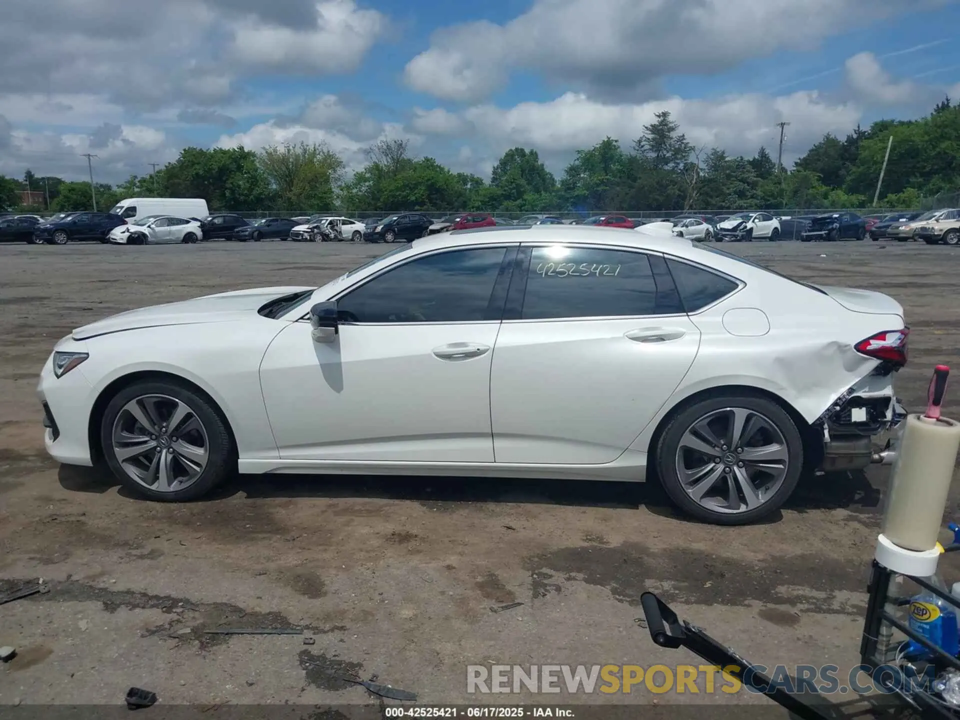 14 Photograph of a damaged car 19UUB5F68MA001306 ACURA TLX 2021