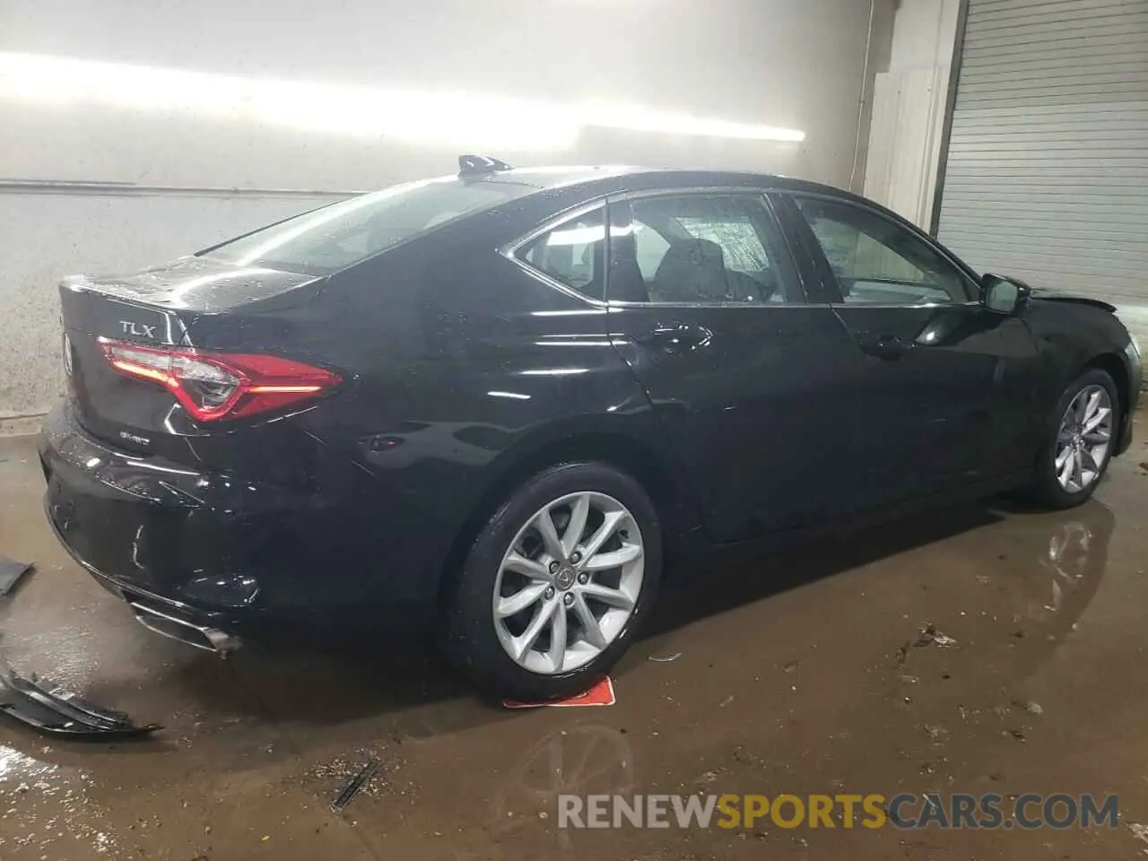 3 Photograph of a damaged car 19UUB6F37MA005598 ACURA TLX 2021