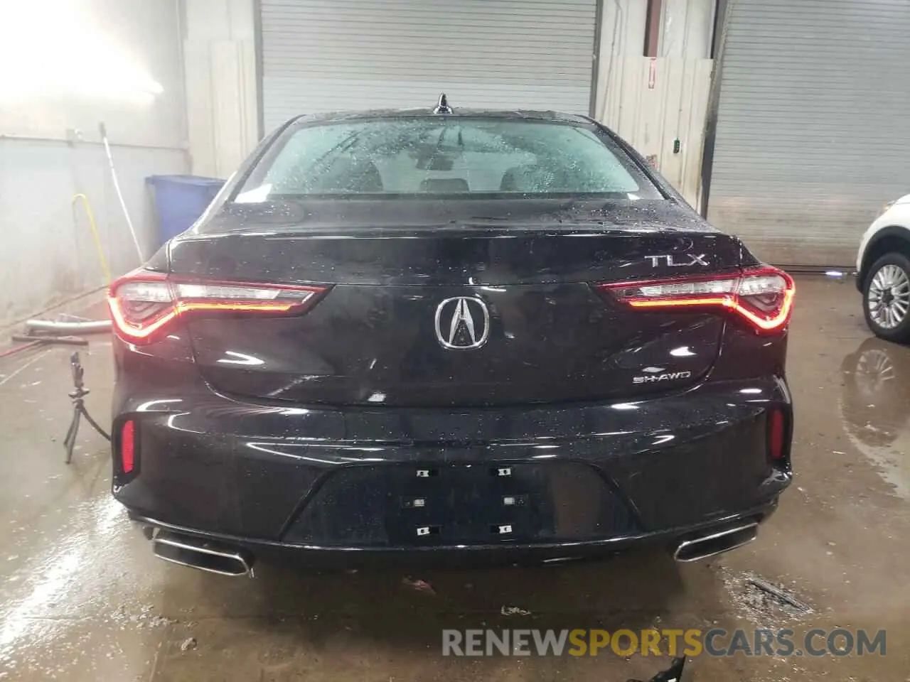 6 Photograph of a damaged car 19UUB6F37MA005598 ACURA TLX 2021