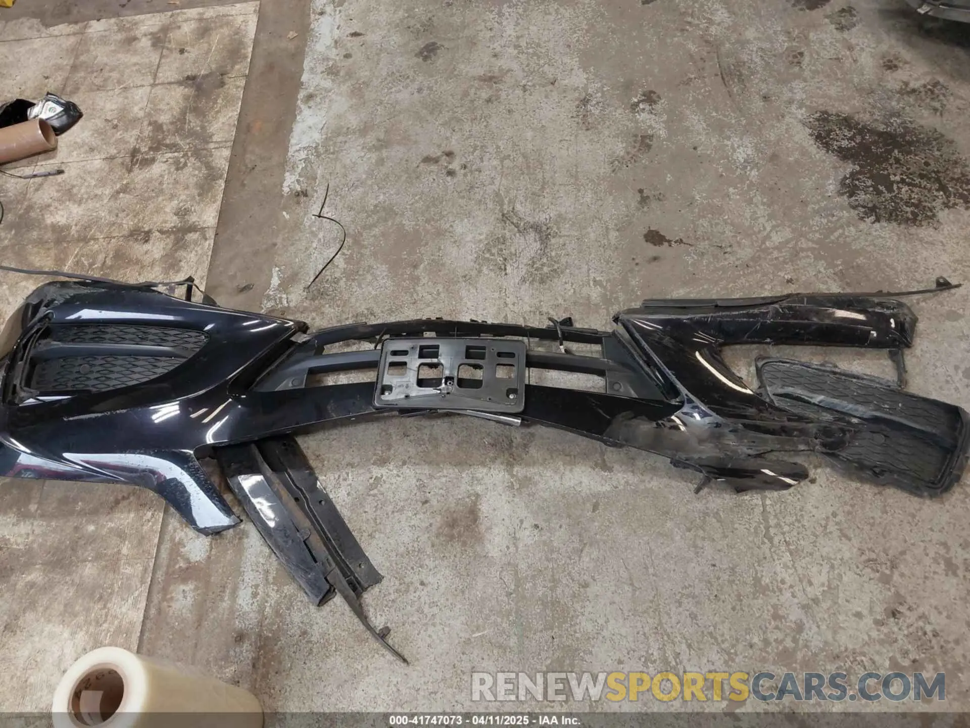 11 Photograph of a damaged car 19UUB6F41MA010563 ACURA TLX 2021